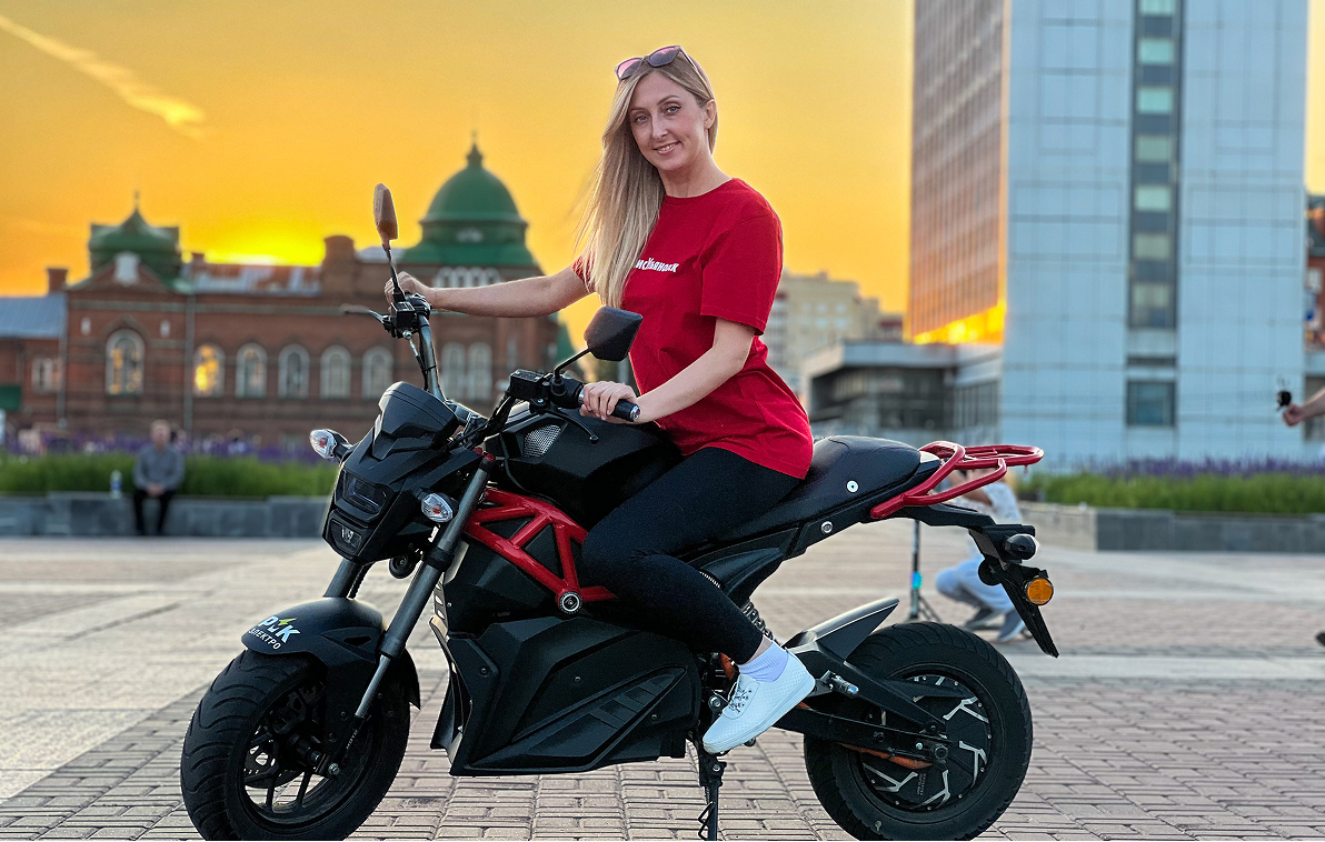 Скоростной элетроскутер